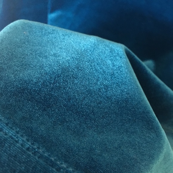 ✨Stunning✨Velvet Peacock Blue Tank Top💙Petite XL - Picture 7 of 8